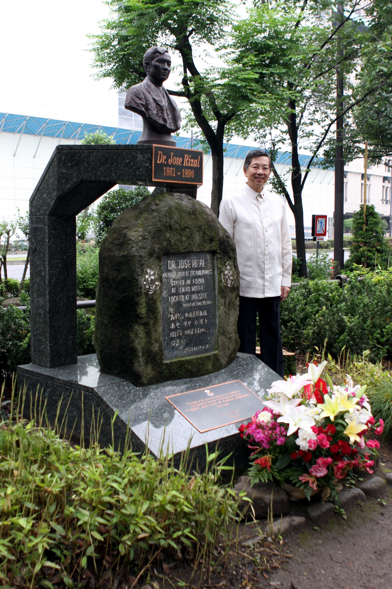 Amb. Manuel L. Lopez at the bronze bust of Dr. Jose Rizal in Hibiya Park - the site of the Tokyo Hotel where Rizal stayed as a tourist.