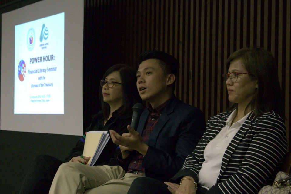 Officials from the Bureau of the Treasury, Landbank of the Philippines, and Development Bank of the Philippines entertain questions during the Q&A session. (Photo by Mr. Quimar Yazima)